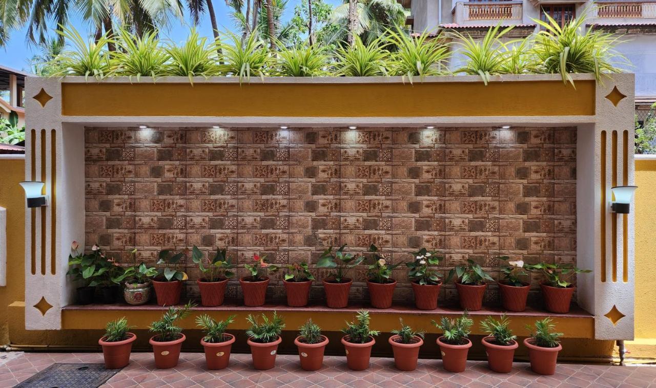 The Royal Oasis Goa Aparthotel Majorda Exteriör bild