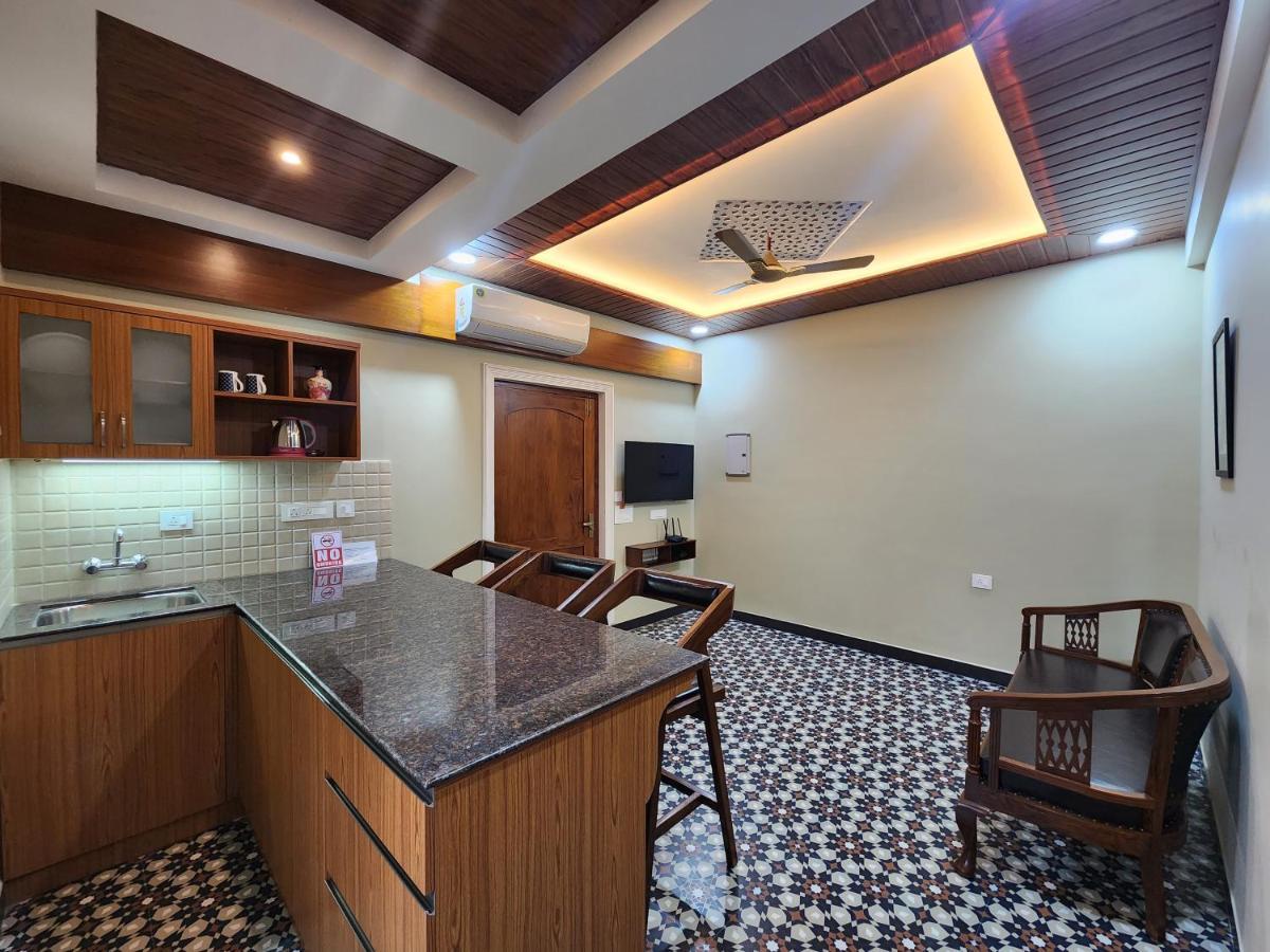The Royal Oasis Goa Aparthotel Majorda Exteriör bild